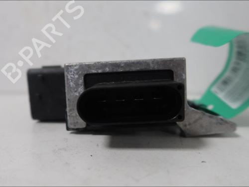 Used Electronic module Electronic module RENAULT CLIO V (B7_) 1.5 Blue dCi 85 (B7AG) (86 hp) 33575678 33575678