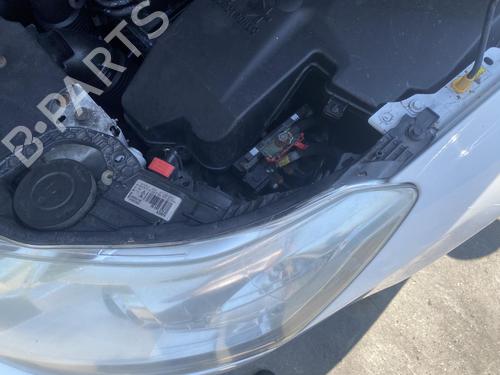 left-headlight-citroen-c5-iii-break-rw_-2008-2009-2010-2011-2012-2013-2014-2015-2016-2017-36816884 main image