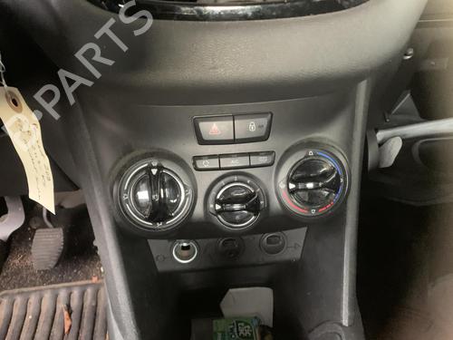 Used Climate control Climate control PEUGEOT 208 I (CA_, CC_) 1.4 HDi (68 hp) 35913900 35913900