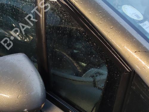front-right-quarter-glass-opel-meriva-b-mpv-s10-2010-2011-2012-2013-2014-2015-2016-2017-35912538 main image