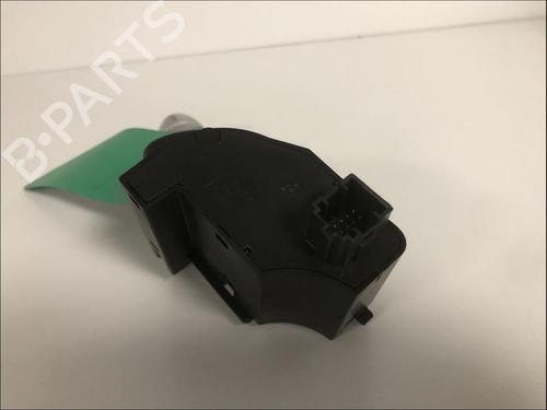 Used Steering column stalk Steering column stalk MINI MINI (R50, R53) One D (75 hp) 33580602 33580602