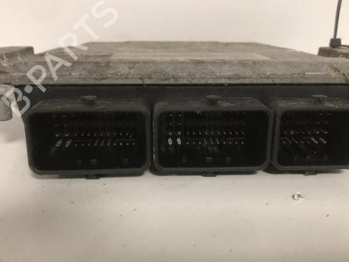 Used Engine control unit (ECU) Engine control unit (ECU) RENAULT MASTER II Van (FD) 2.2 dCI 90 (FD0G, FD0N, FD2G, FD2N, FD3G, FD3N) (90 hp) 33597970 33597970