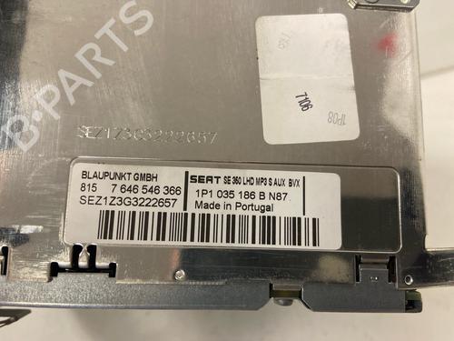 Used Radio Radio 35913140 35913140