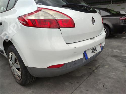 rear-bumper-renault-megane-iii-hatchback-bz01_-b3_-2008-33590333 main image