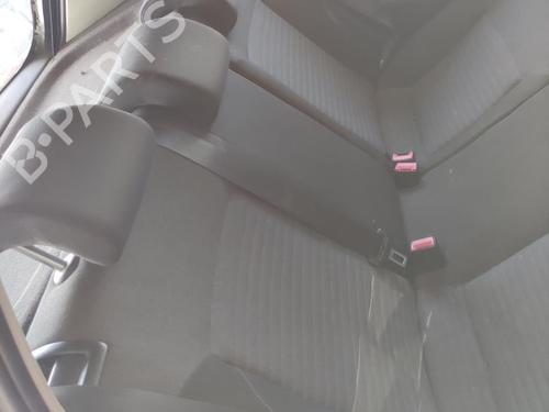 Sæde Bagtil Sæde Bagtil VW POLO V (6R1, 6C1) 1.6 TDI (90 hp) 33591766 33591766