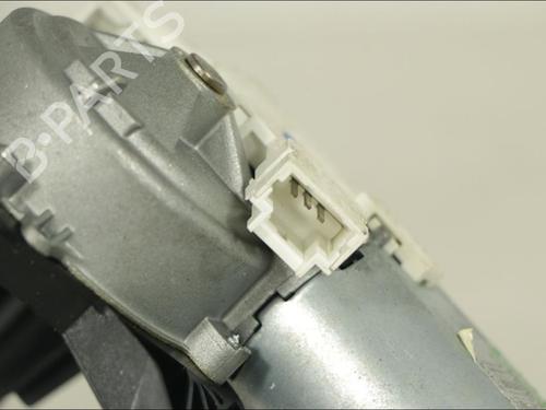 Used Rear wiper motor Rear wiper motor RENAULT TWINGO II (CN0_) 1.5 dCi (CN0E) (64 hp) 33573008 33573008