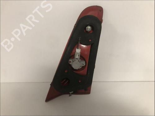 Used Right tailgate light Right tailgate light ALFA ROMEO 147 (937_) 1.9 JTDM 8V (937.AXD1A, 937.AXU1A, 937.BXU1A) (120 hp) 33581431 33581431