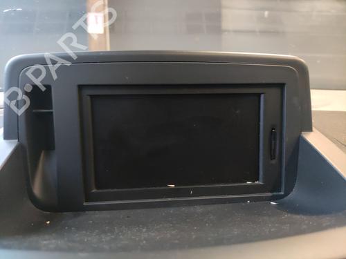 Used Radio Radio RENAULT MEGANE III Grandtour (KZ0/1) 1.5 dCi (KZ09, KZ0D, KZ1G, KZ29, KZ14, KZ1W, KZ10, KZ1F,... (110 hp) 33597518 33597518