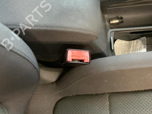 Engache cinturón Engache cinturón VW GOLF V (1K1) [2003-2010] 33731207 33731207