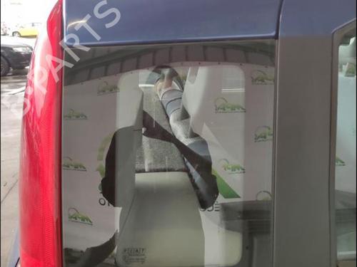 rear-right-quarter-glass-fiat-panda-169_-2003-35909106 main image