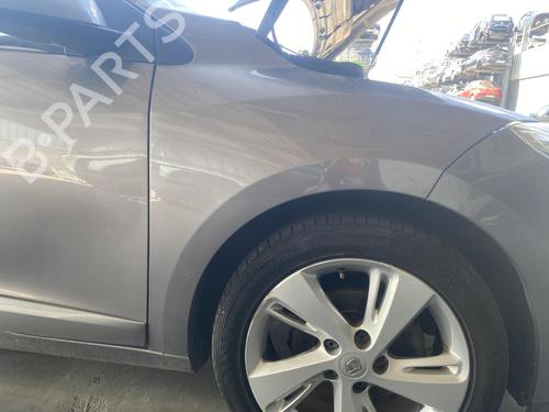 right-front-fenders-renault-megane-iii-hatchback-bz01_-b3_-2008-37256132 main image