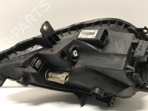 Used Right headlight Right headlight RENAULT TRAFIC II Van (FL) 2.0 dCi 90 (FL0H, FL00, FL01, FL0M, FL0P, FL0S) (90 hp) 33601180 33601180