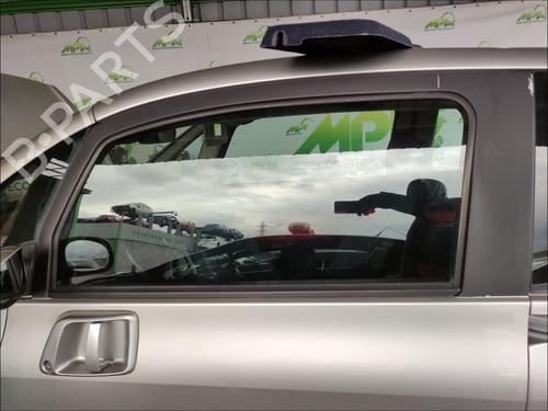 front-left-door-window-peugeot-1007-km_-2005-35908593 main image