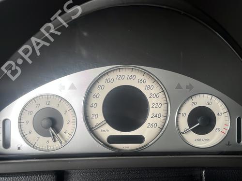 Used Instrument cluster Instrument cluster MERCEDES-BENZ CLK (C209) CLK 320 CDI (209.320) (224 hp) 33731145 33731145