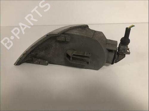Used Right front indicator Right front indicator CITROËN XANTIA (X1_, X2_) [1993-2003] 33585735 33585735
