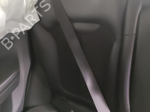 Sikkerhedssele bag højre Sikkerhedssele bag højre RENAULT KADJAR (HA_, HL_) 1.2 TCe 130 (HLMR) (130 hp) 35910991 35910991