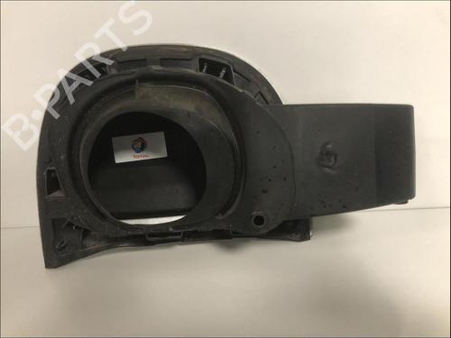 Used Fuel flap Fuel flap CITROËN C4 CACTUS 1.2 VTi 82 (82 hp) 33579866 33579866