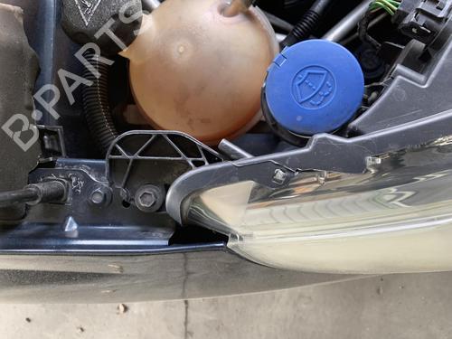 Used Right headlight Right headlight CITROËN C4 II (NC_) 1.6 HDi 110 (112 hp) 33604001 33604001