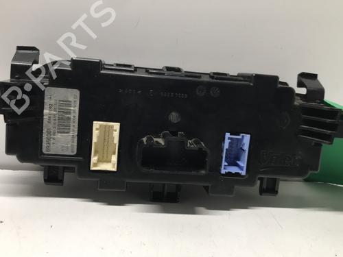 Used Climate control Climate control RENAULT TWINGO II (CN0_) 1.5 dCi (CN0E) (64 hp) 33598850 33598850