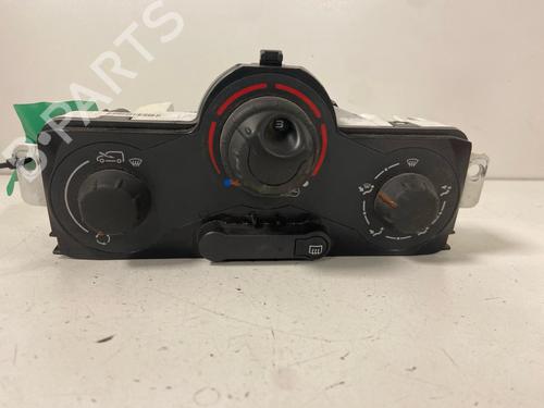 Used Climate control Climate control 38309053 38309053