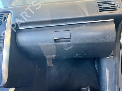 Used Glove box Glove box 36582258 36582258