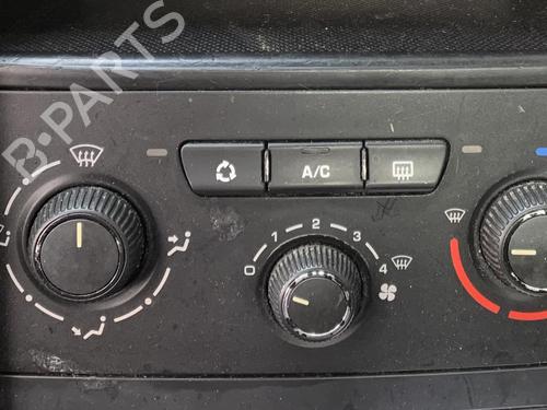 Used Climate control Climate control PEUGEOT 207 CC (WD_) 1.6 HDi (112 hp) 35915801 35915801