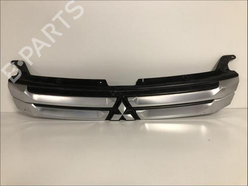 Grill Grill MITSUBISHI OUTLANDER III (GG_W, GF_W, ZJ, ZL, ZK) 2.2 Di-D 4WD (GF6W) (150 hp) 34705363 34705363