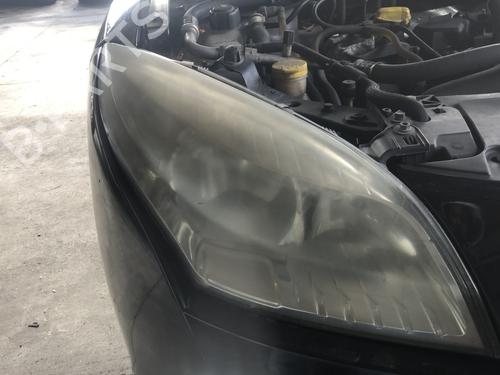 right-headlight-renault-megane-iii-hatchback-bz01_-b3_-2008-33631815 main image