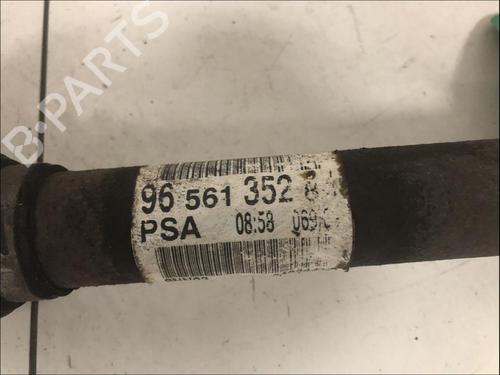 Used Left front driveshaft Left front driveshaft CITROËN C3 Picasso (SH_) [2008-2026] 33587123 33587123