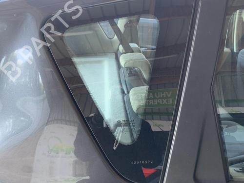 rear-right-quarter-glass-renault-scenic-iii-jz01_-2008-2009-2010-2011-2012-2013-2014-2015-2016-35911393 main image
