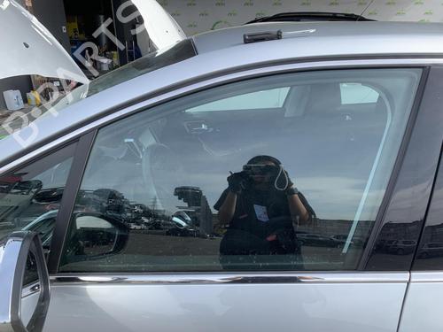 front-left-door-window-peugeot-208-i-ca_-cc_-2012-2013-2014-2015-2016-2017-2018-2019-2020-2021-33990397 main image
