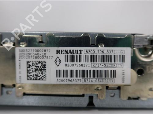 Used Radio Radio RENAULT SCÉNIC II (JM0/1_) [2003-2010] 33576179 33576179