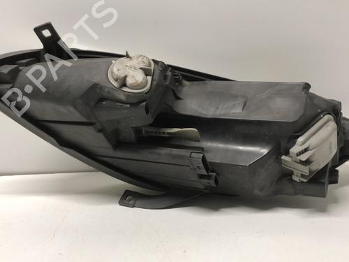 Used Right headlight Right headlight MITSUBISHI COLT VI (Z3_A, Z2_A) 1.5 DI-D (Z39A) (95 hp) 33591922 33591922