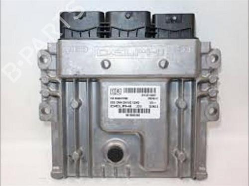 Used Engine control unit (ECU) Engine control unit (ECU) PEUGEOT 5008 (0U_, 0E_) 1.6 HDi (114 hp) 33585940 33585940