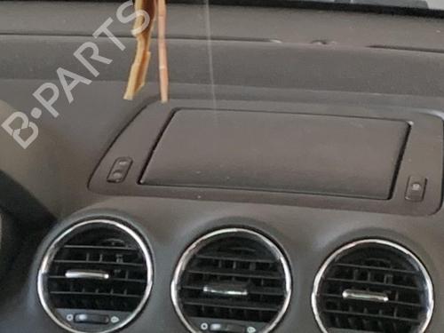 Used Display monitor Display monitor PEUGEOT 308 SW I (4E_, 4H_) 1.6 HDi (112 hp) 33594797 33594797