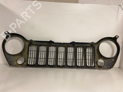 Used Grille Grille 38941030 38941030