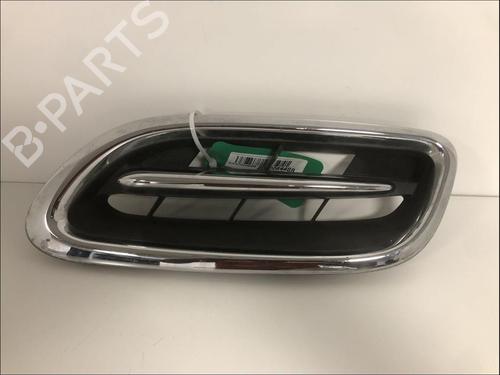 Used Grille Grille NISSAN MICRA II (K11) [1992-2007] 35906564 35906564