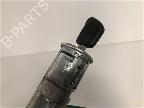 Used Ignition barrel Ignition barrel PEUGEOT 106 II (1A_, 1C_) 1.4 i (75 hp) 33587265 33587265