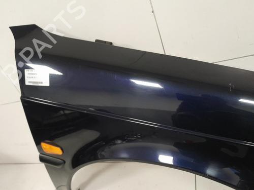 Used Right front fenders Right front fenders 38426639 38426639