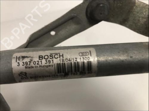 Used Front wiper motor Front wiper motor PEUGEOT 208 I (CA_, CC_) 1.4 HDi (68 hp) 33579088 33579088