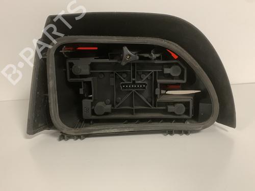 Used Right tailgate light Right tailgate light RENAULT CLIO I (B/C57_, 5/357_) 1.2 (B/C/S572) (60 hp) 33593617 33593617