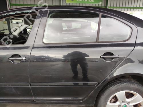 Used Left rear door Left rear door SKODA OCTAVIA II (1Z3) 1.6 TDI (105 hp) 33593081 33593081