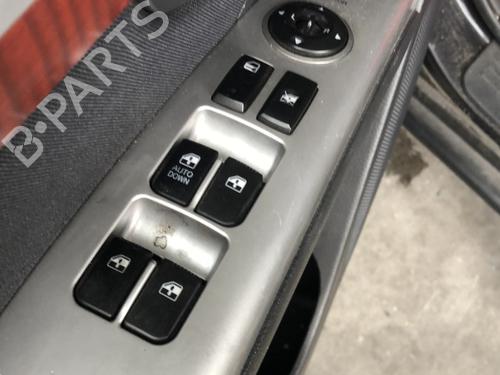 Used Left front window switch Left front window switch HYUNDAI SANTA FÉ II (CM) 2.2 CRDi (155 hp) 35914462 35914462