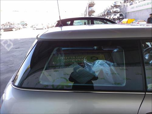 rear-right-quarter-glass-mini-mini-r50-r53-2001-2002-2003-2004-2005-2006-33588543 main image