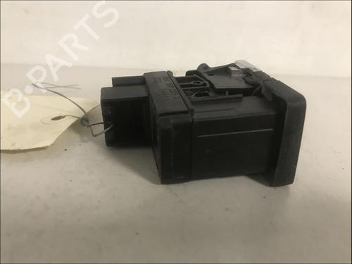 Comutador Comutador VW GOLF VII (5G1, BQ1, BE1, BE2) [2012-2021] 33578209 33578209