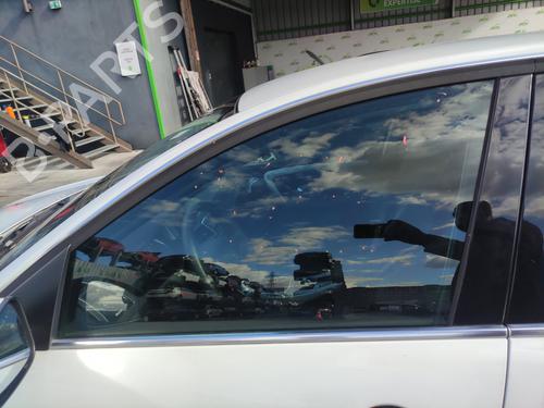 front-left-door-window-renault-laguna-iii-bt01-2007-2008-2009-2010-2011-2012-2013-2014-2015-35910731 main image