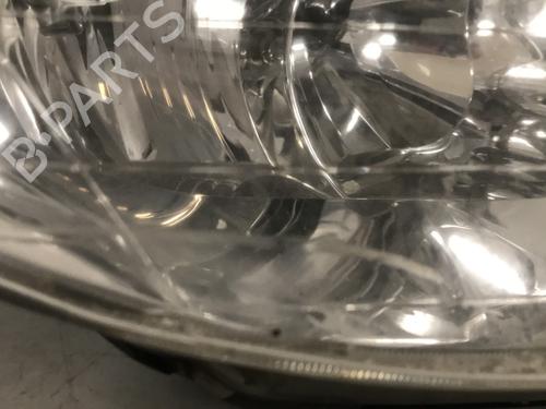 Used Right headlight Right headlight PEUGEOT 206 CC (2D) 1.6 HDi 110 (109 hp) 33731042 33731042
