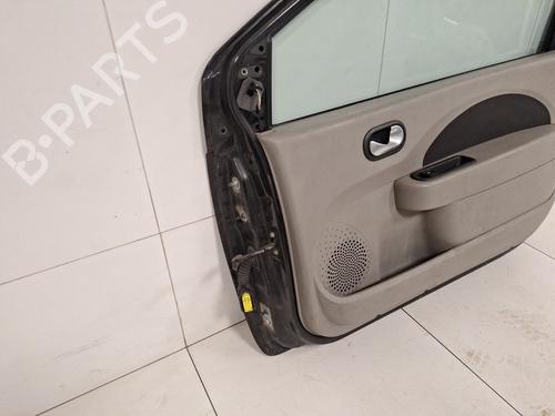 right-front-door-renault-twingo-ii-cn0_-2007-33597118 main image