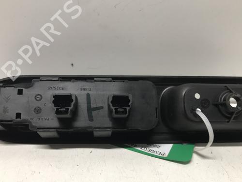 Used Left front window switch Left front window switch PEUGEOT 407 (6D_) 1.6 HDi 110 (6D9HZC, 6D9HYC) (109 hp) 33602505 33602505