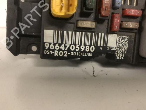 Used Fuse box Fuse box PEUGEOT 407 (6D_) 1.6 HDi 110 (6D9HZC, 6D9HYC) (109 hp) 33596897 33596897